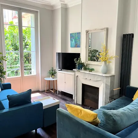Berlioz Blue Ap4458 By Riviera Homes Lägenhet